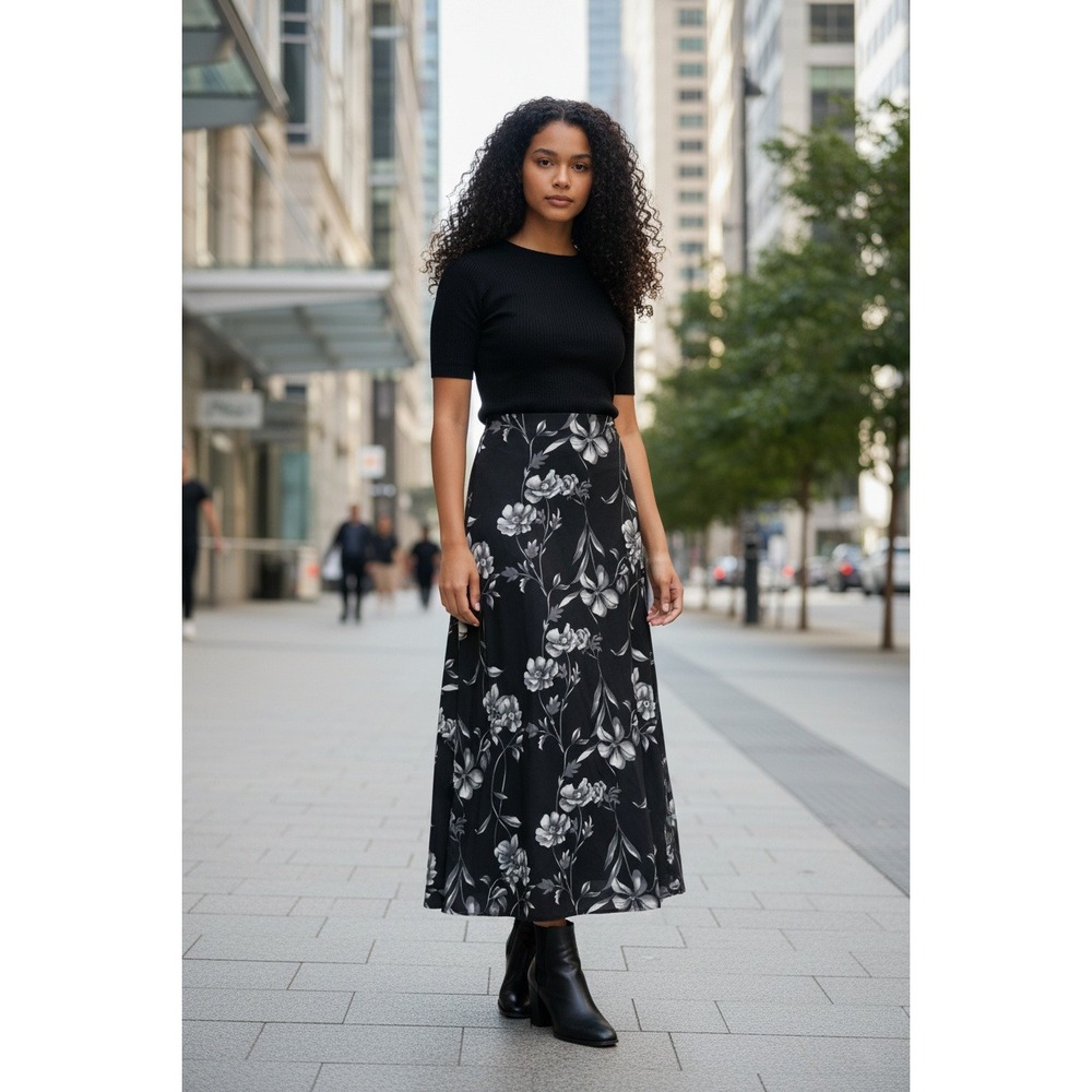 UP‎ Front Black Floral Midi Skirt Women's Size Medium A-Line Flowy